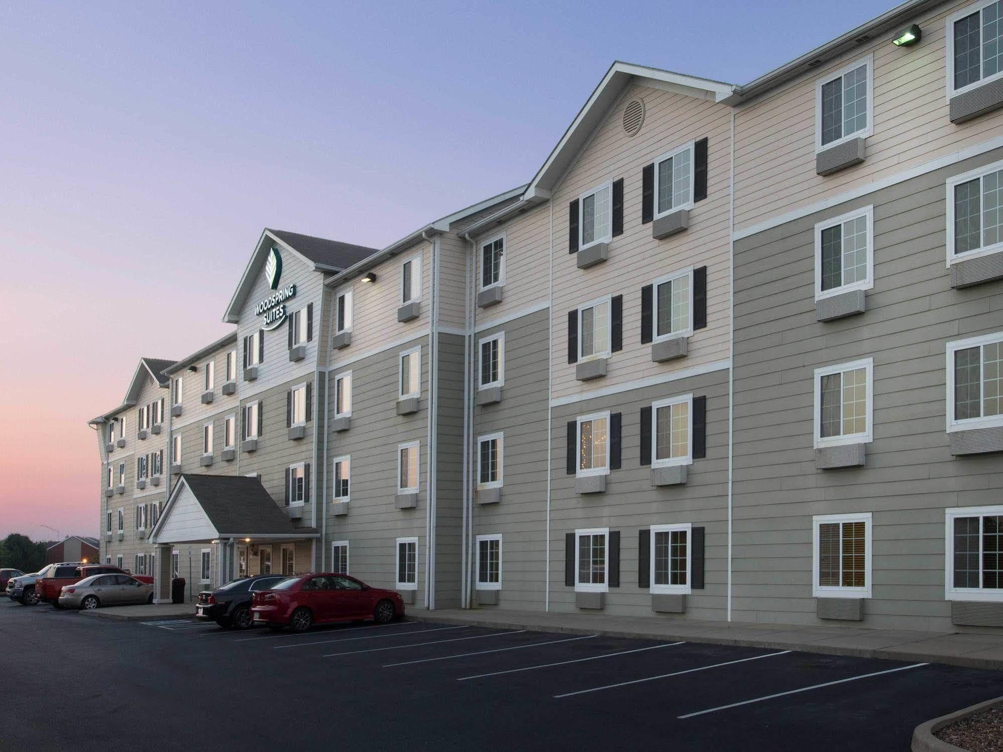 Woodspring Suites Evansville Bagian luar foto