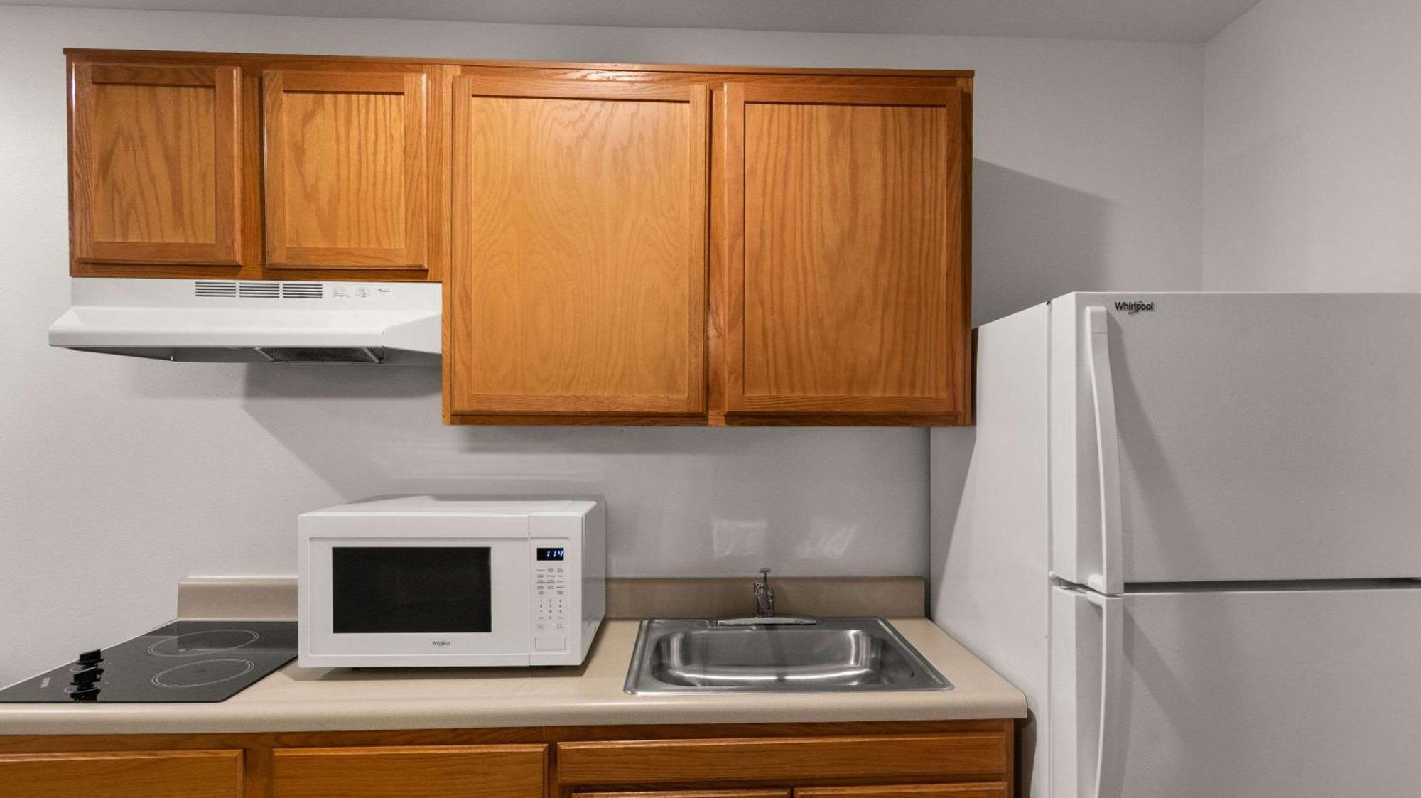Woodspring Suites Evansville Bagian luar foto